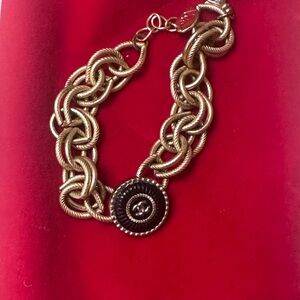 Elegant Gold Chain Bracelet with Black Accent